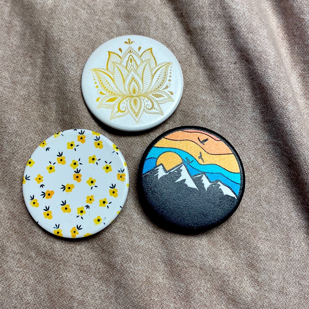 popsockets grips/stands